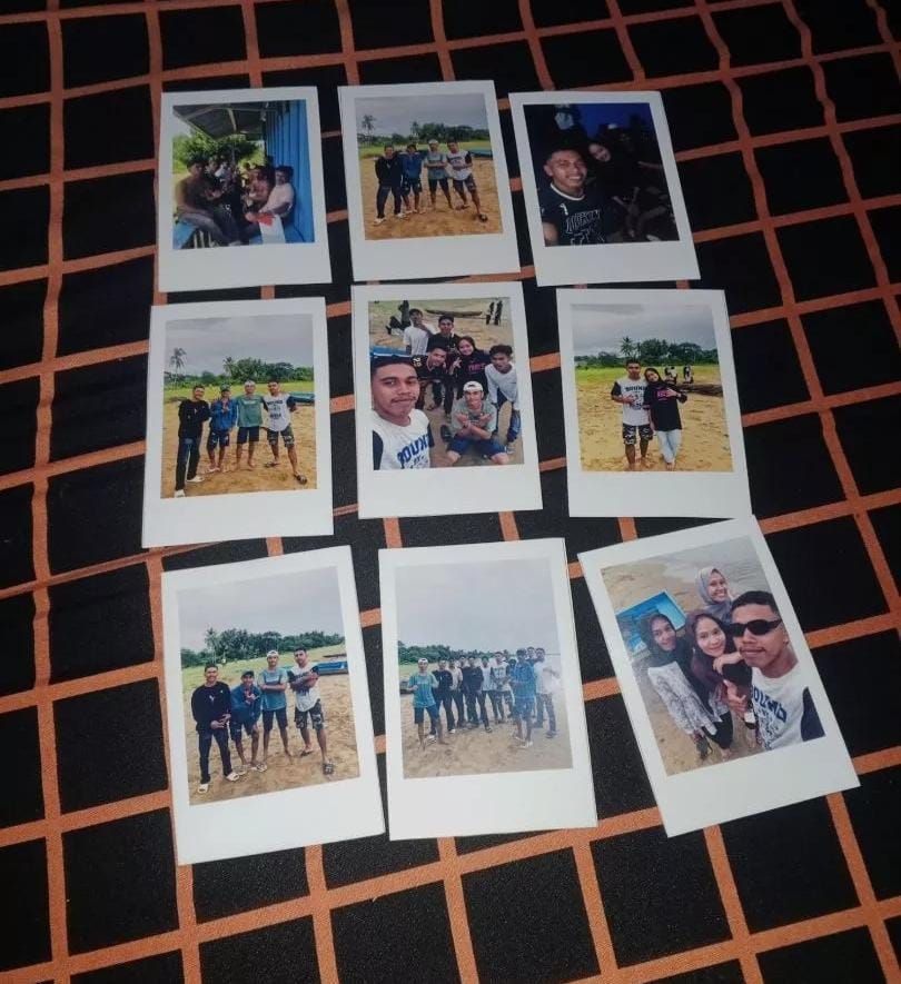 Cetak Foto Polaroid Custom